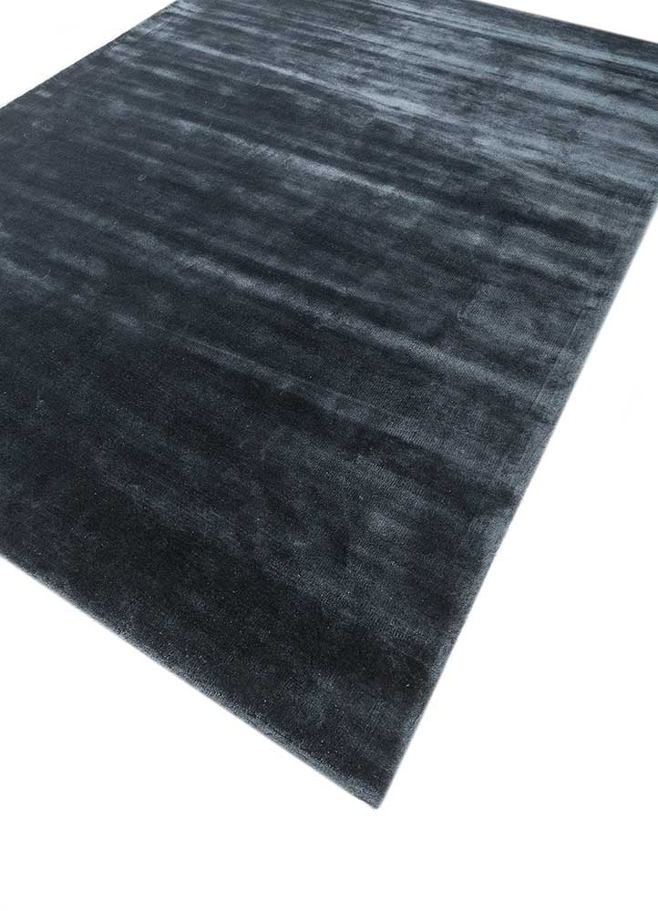 Cera Solid Texture Rug